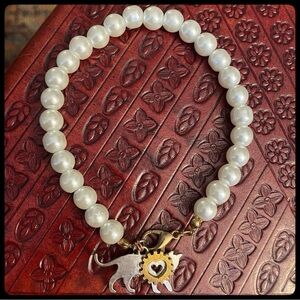 🆕 Steampunk Cat Charm Pearl Bracelet